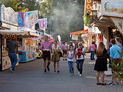 Volksfest Dorfen quer ©Judith Gilbert 