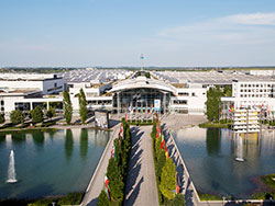 Messe-Muenchen-Eingang-West